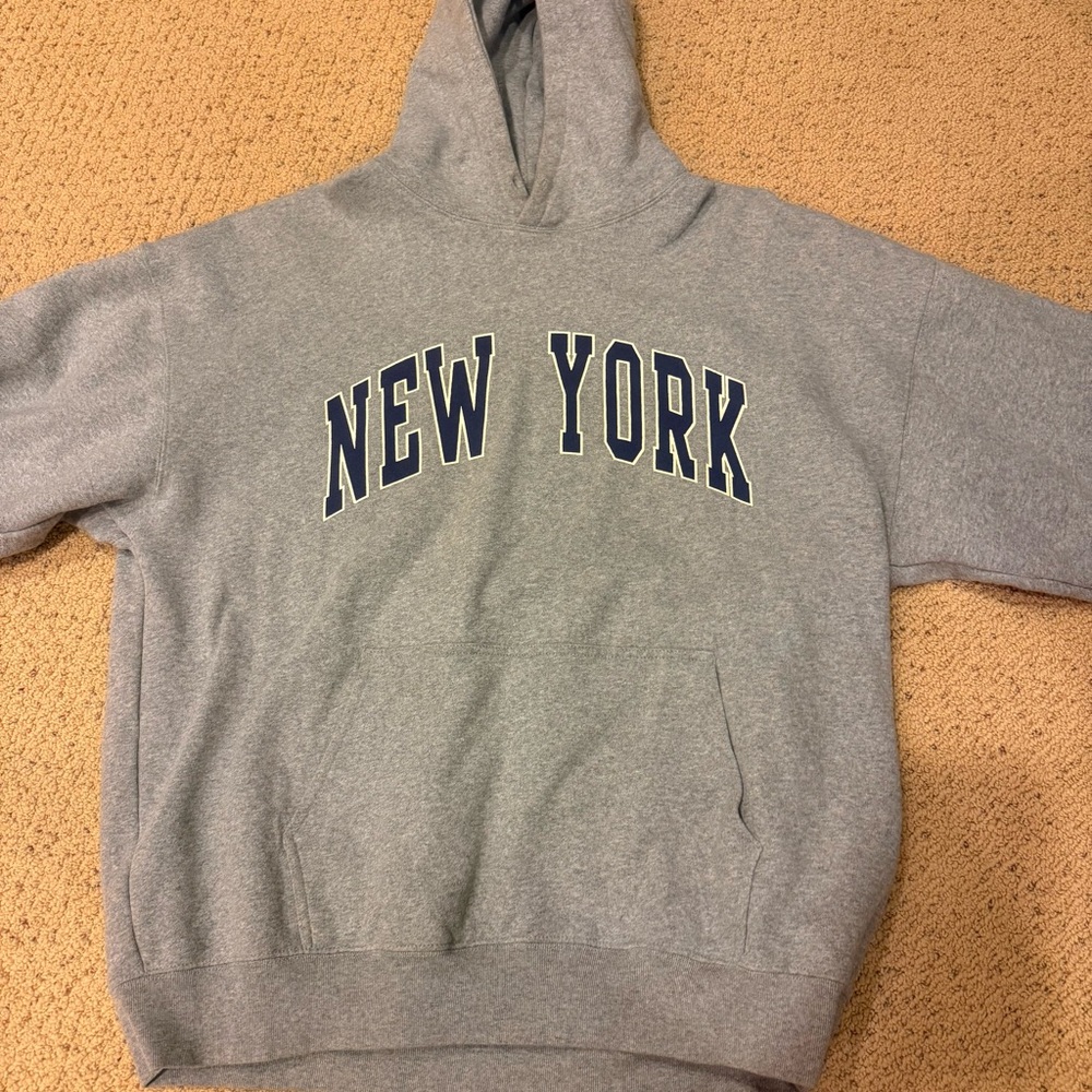 Brandy Melville Gray New York Hoodie